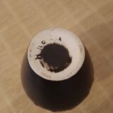 Vase signé Rhoda