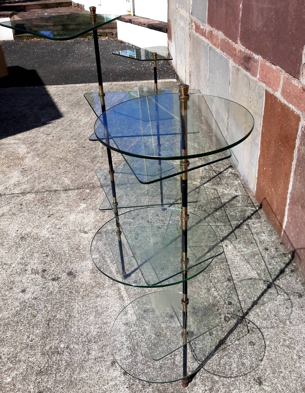 Glass display case (or counter). (1950s/60s)