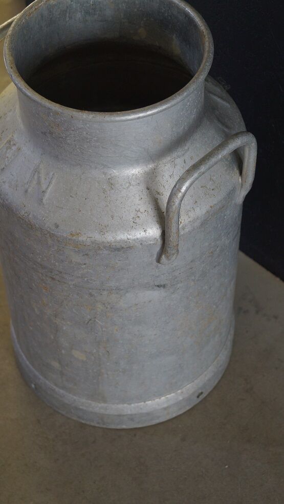 Farm milk pot 1950