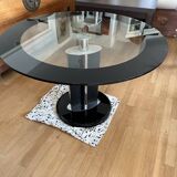 Round table in tempered glass 120cm