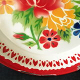 Vintage tray in enamelled sheet metal