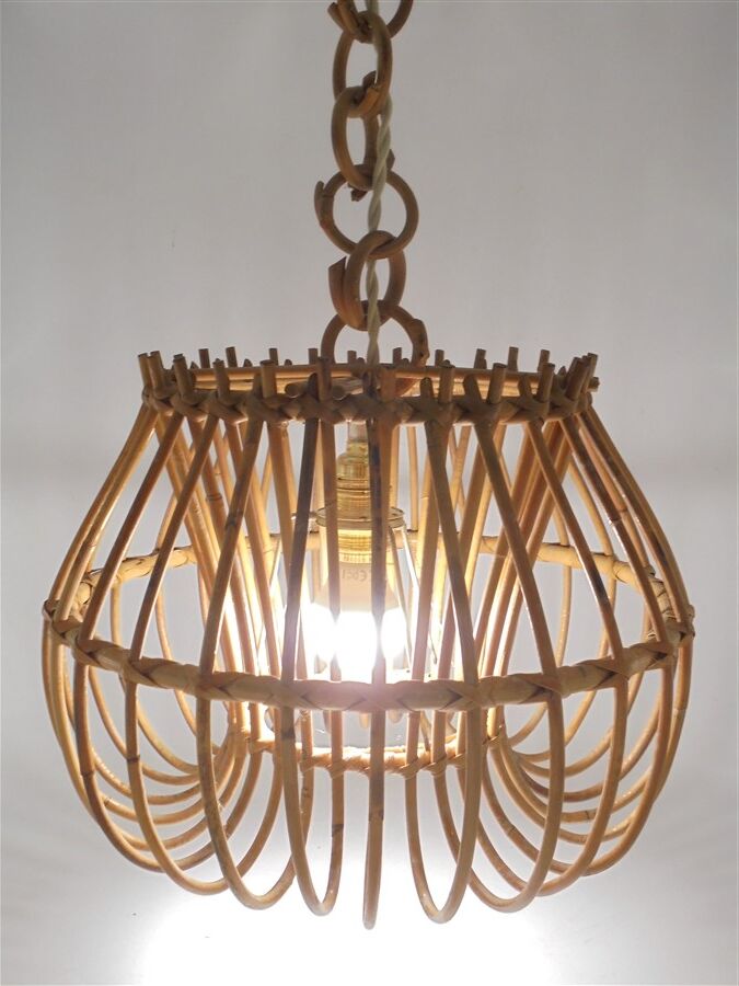 Rattan suspension