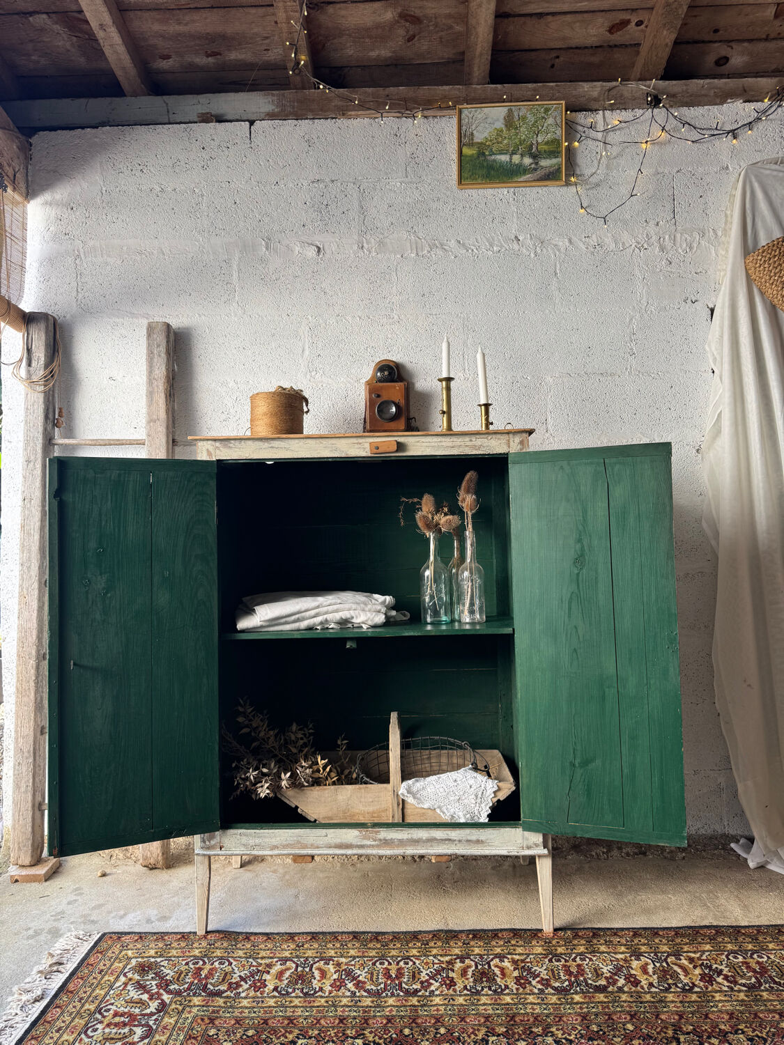 The patinated sideboard