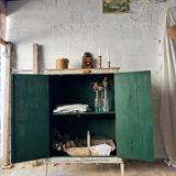 The patinated sideboard