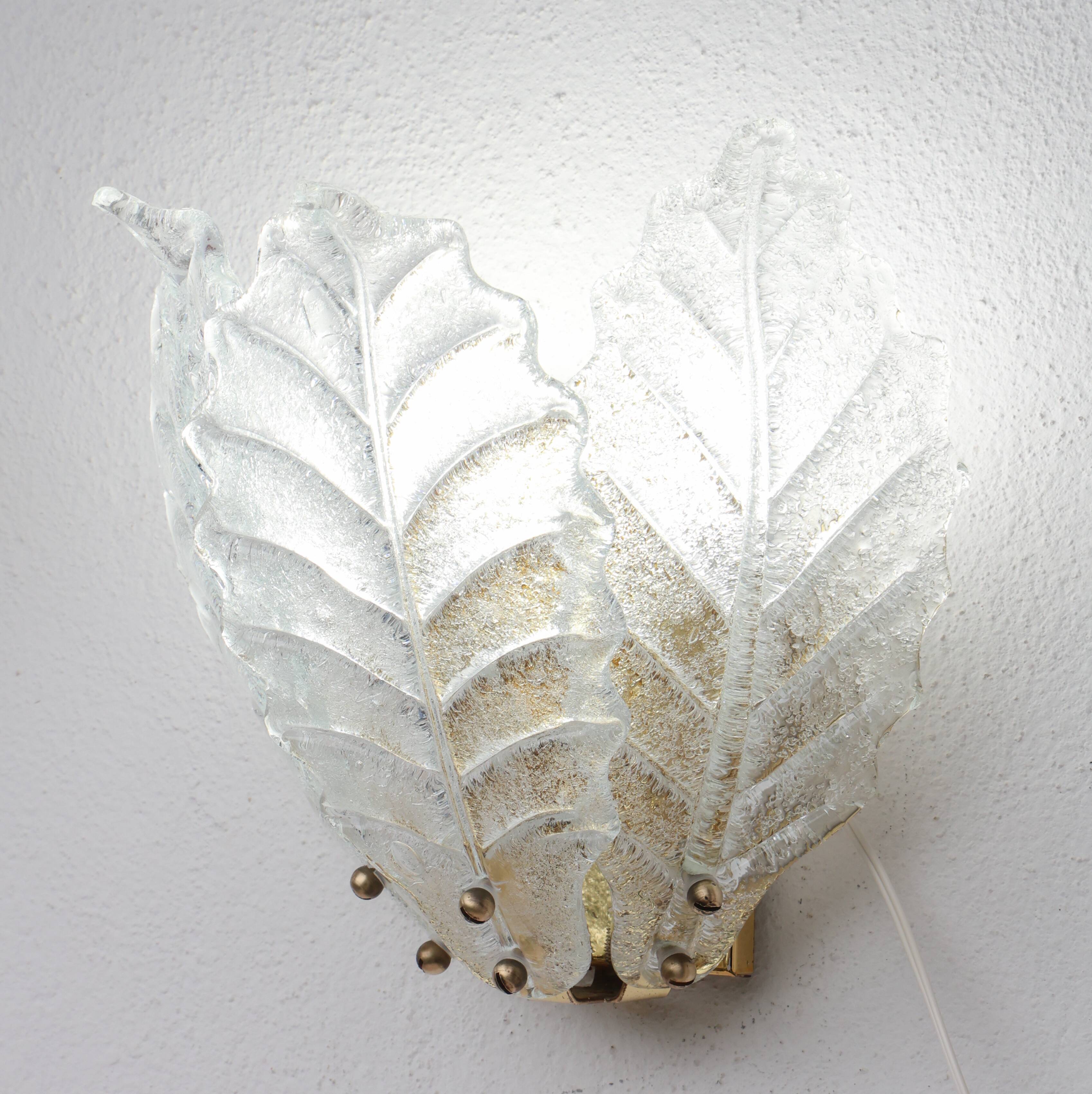 Set of 2 Taormina, Elegant Murano Wall Light Transparent Leaves, 1970
