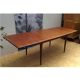 Table scandinave extensible