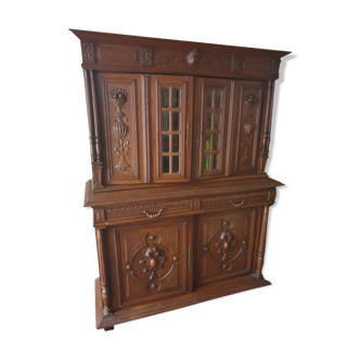 Two-body buffet Henry II