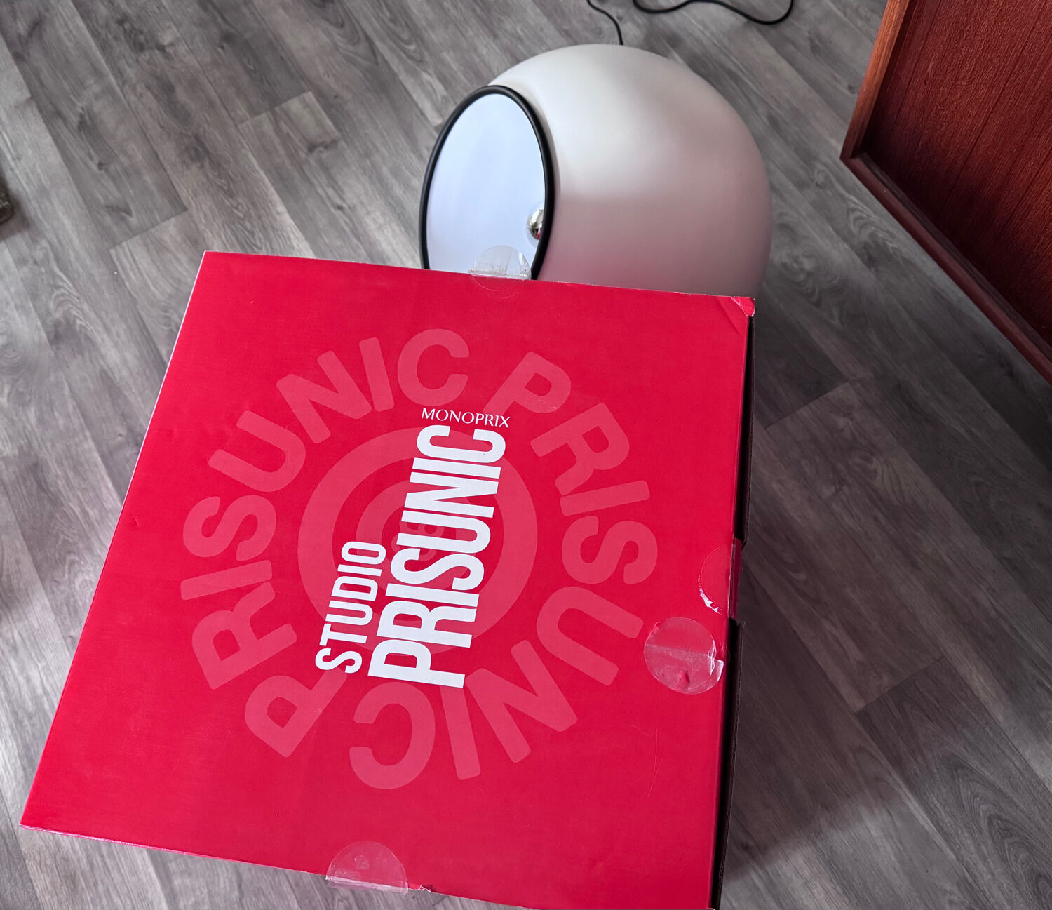 New sun lamp Prisunic X Monoprix assigned to Marc Held.