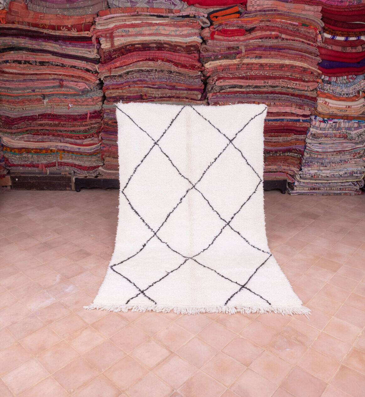 Traditional handmade Berber rug 250cmx150cm