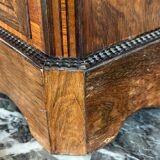 Miniature chest of drawers in mahogany veneer, 19th century