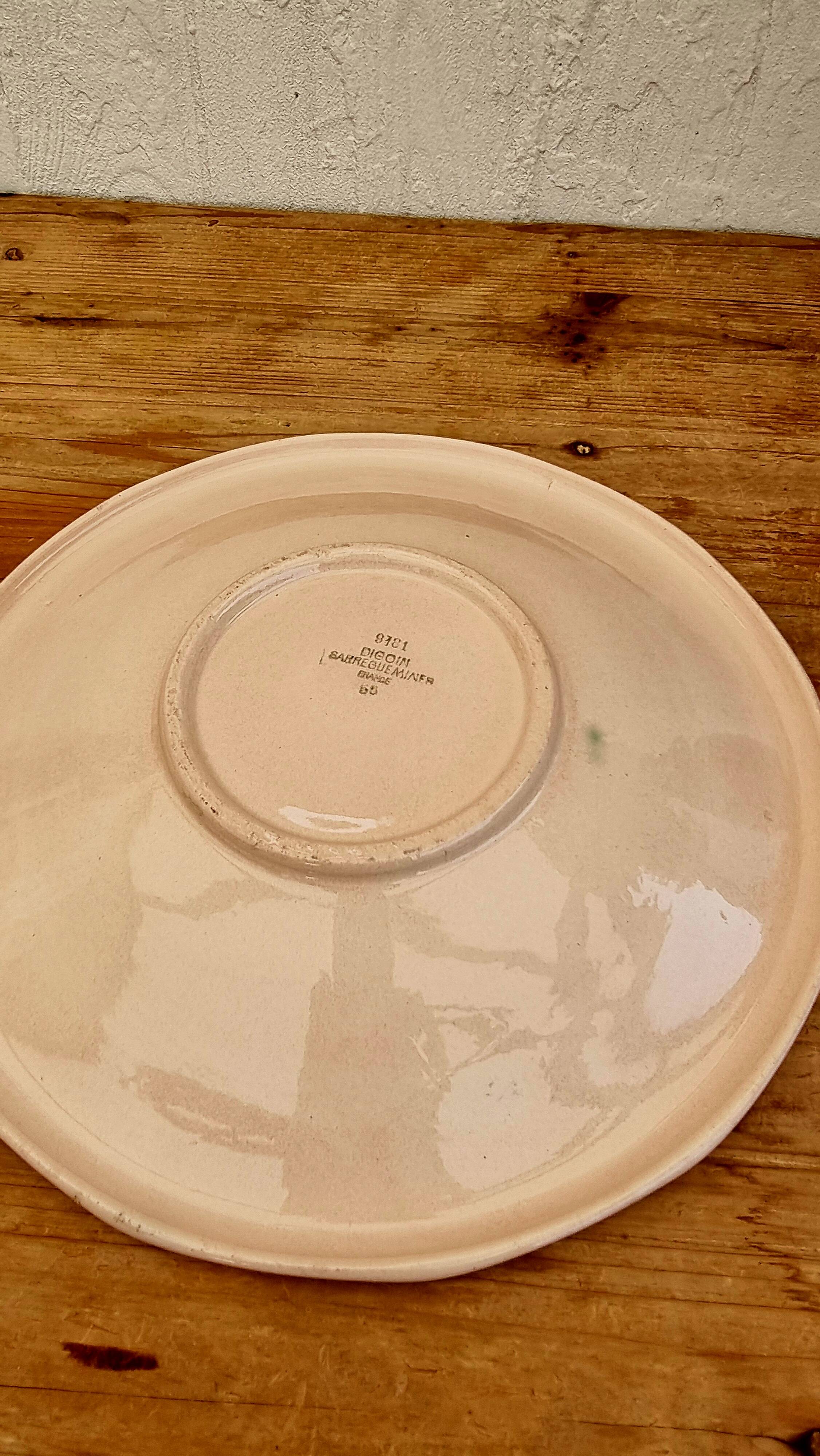 Digoin Sarreguemines pedestal dish model 9181