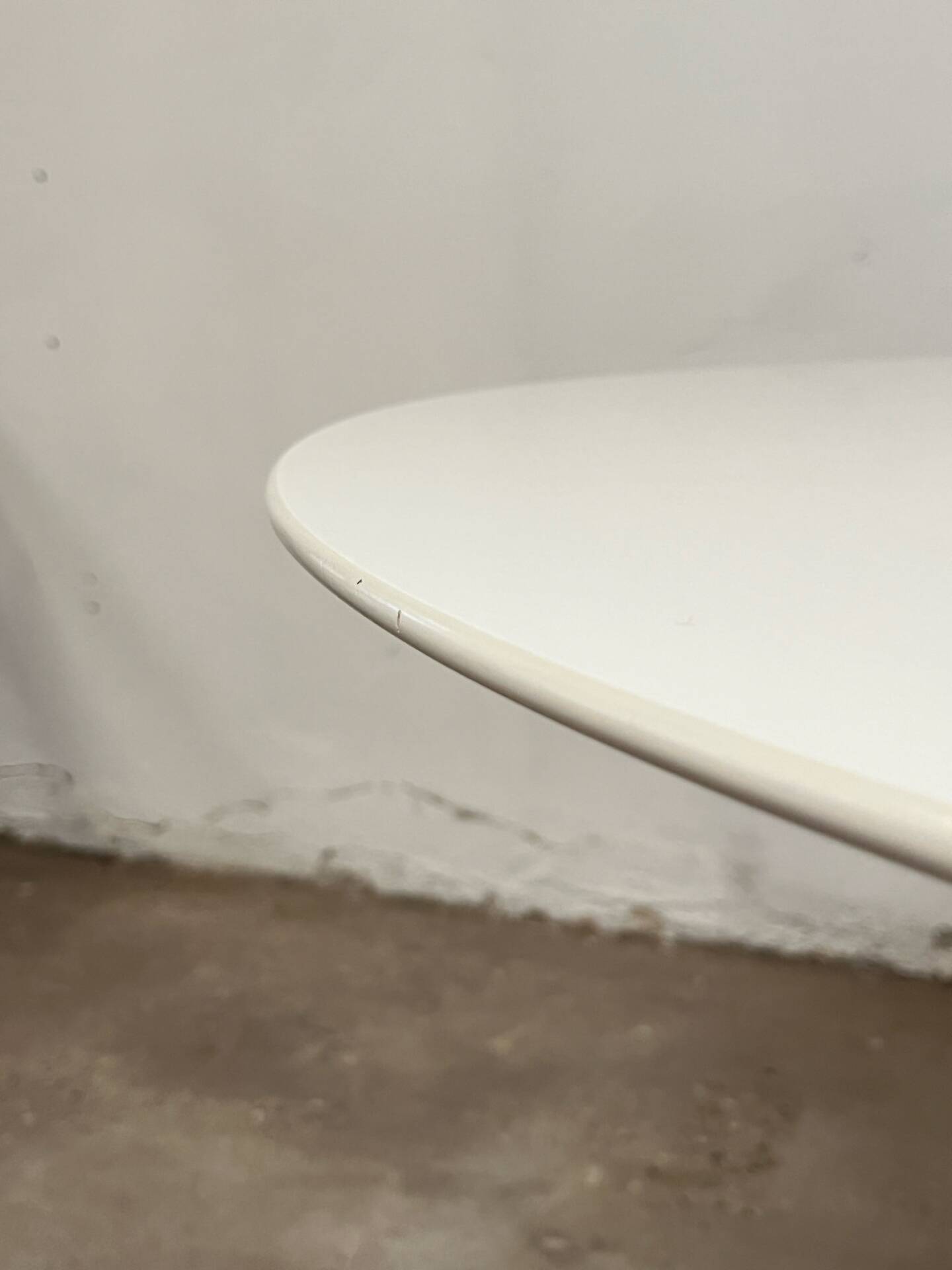 Table Tulip Eero Saarinen pour Knoll