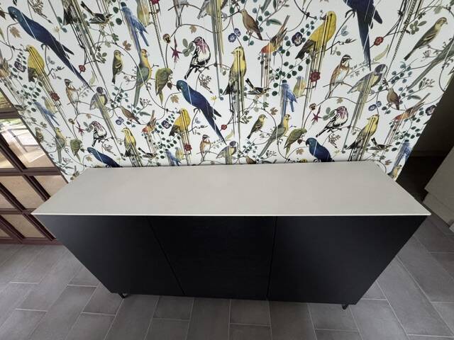 Very contemporary Imperial Line – Fenix white tray
