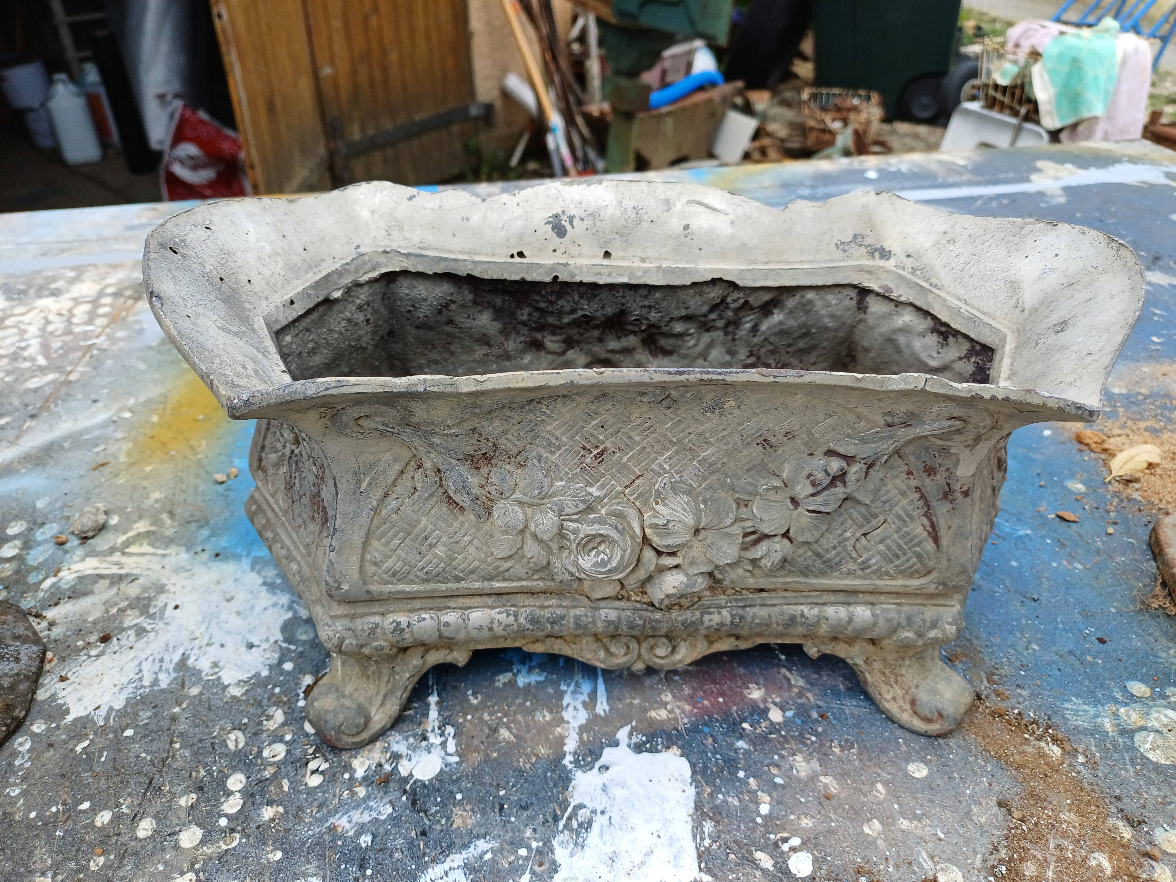 Set of 4 Cast Iron Planters 1900 from Charleville - Mézières