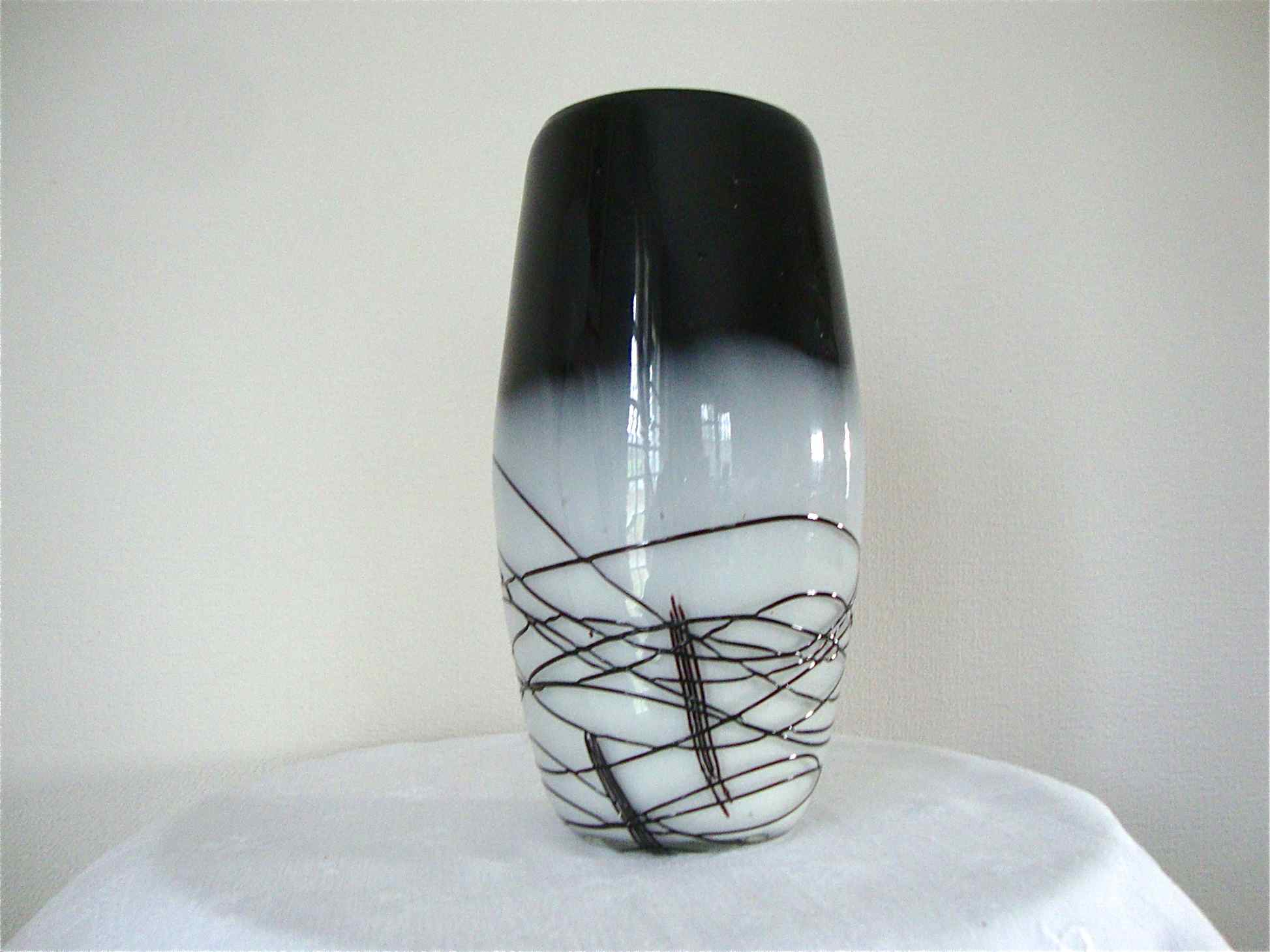 Murano graphic vase