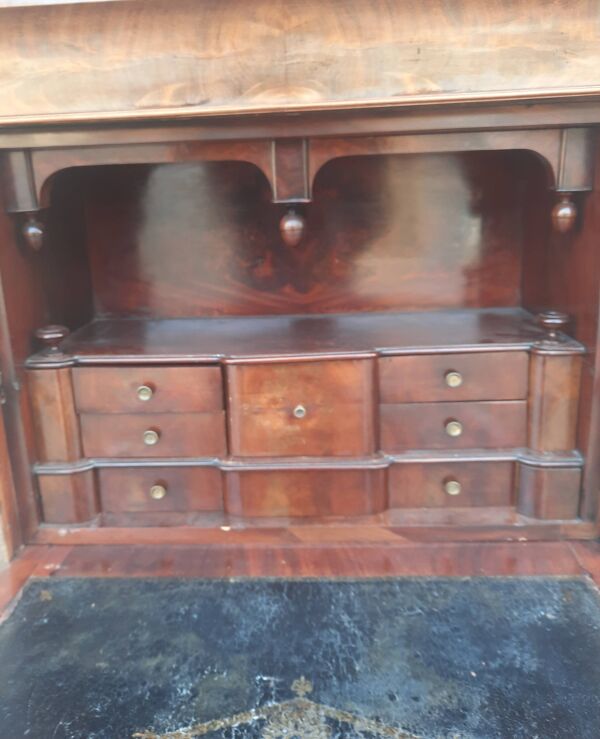 Secretaite Louis Philippe en acajou