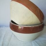 Set of 2 small sandstone bowls