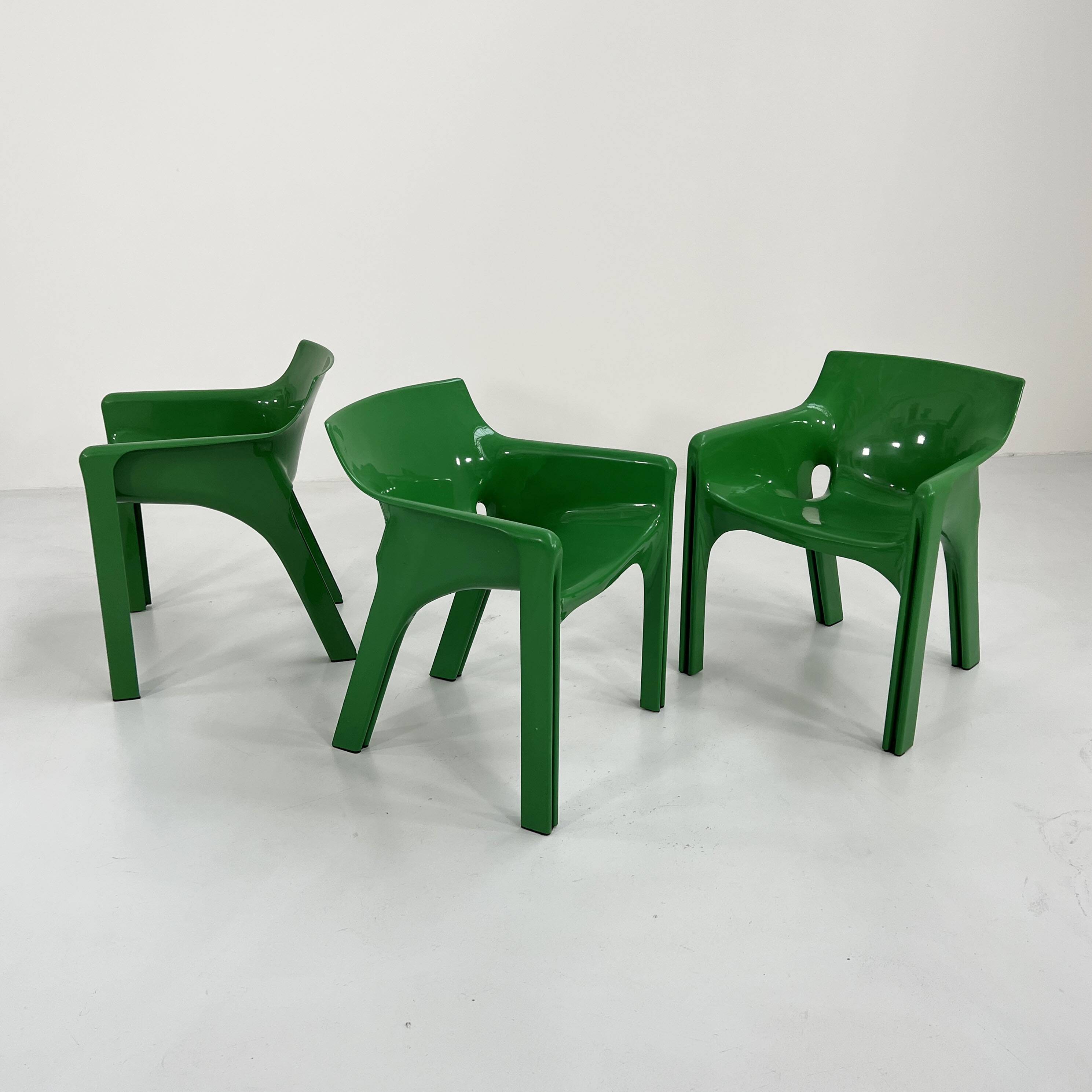 Chaise Gaudi Verte par Vico Magistretti pour Artemide, 1970