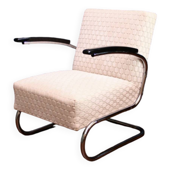 Fauteuil fonctionnaliste restauré, Tchécoslovaquie