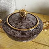 Sucrier en céramique Vallauris bordeaux et dorée par Marius Giuge