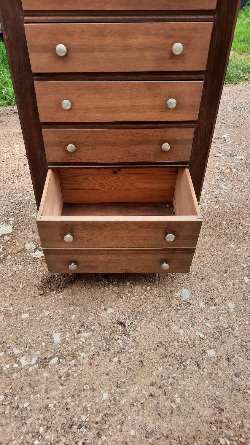 Ragpicker 8 drawers
