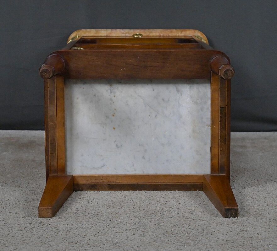 Small living room piece in marquetry, Louis XVI style – early 20th century