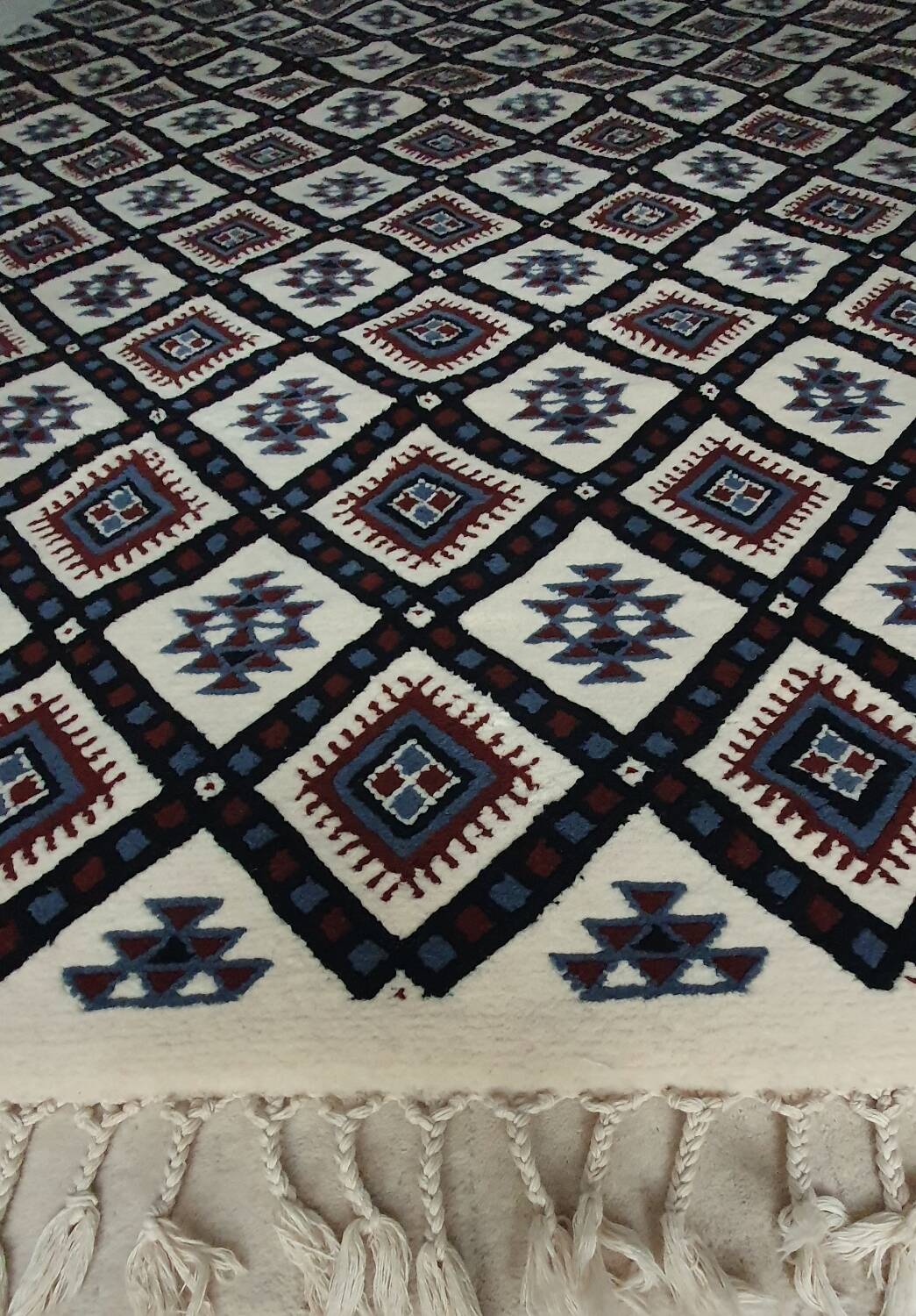 Tunisian hand-woven rug, pure wool, 295/202