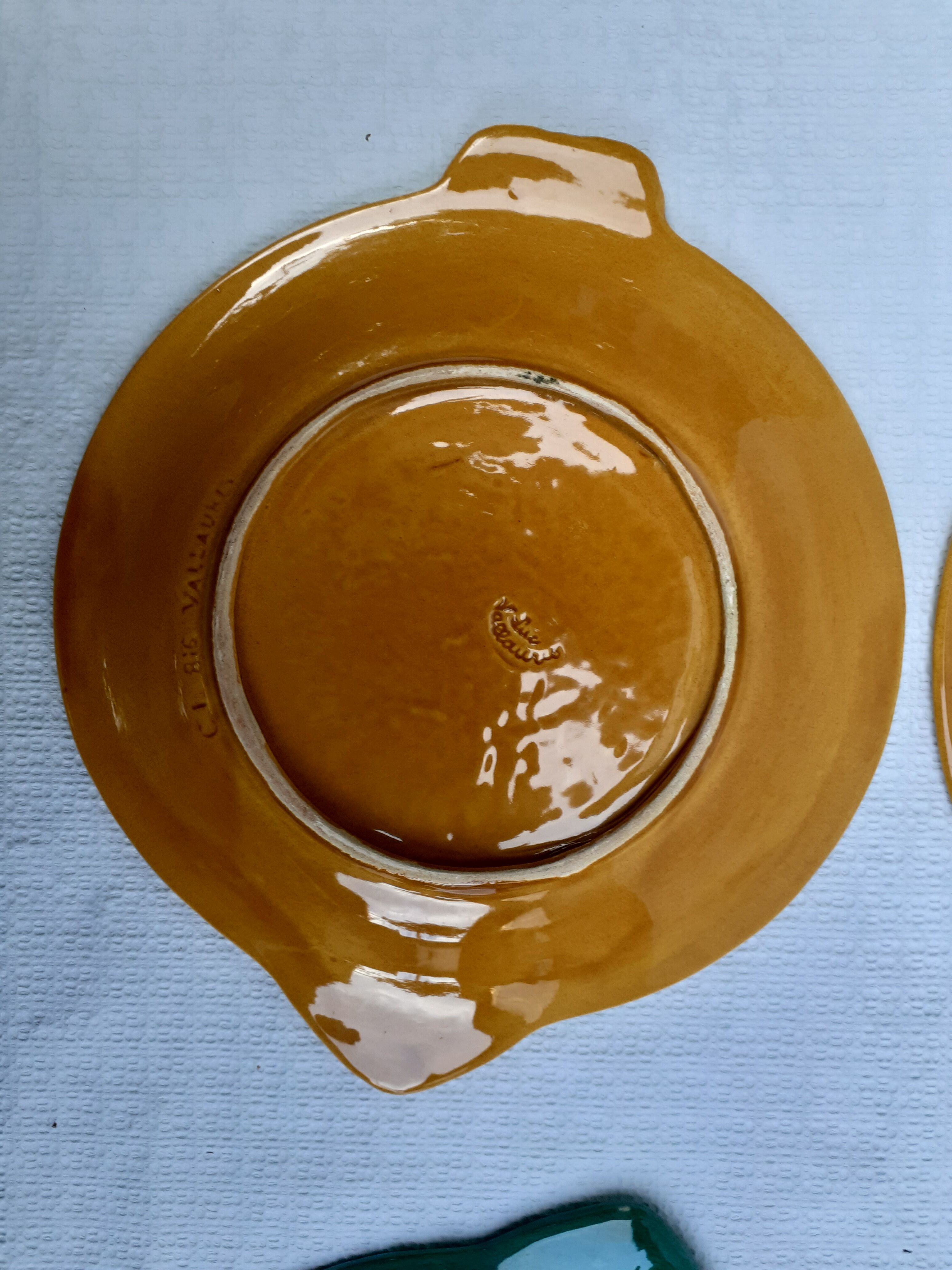 6 Vallauris plates signed LUC