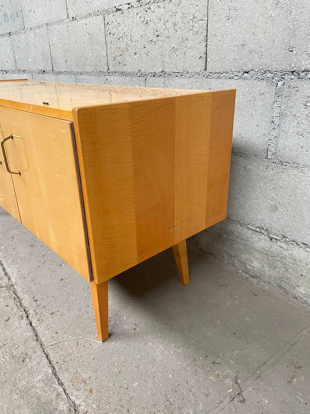 Sideboard TV unit