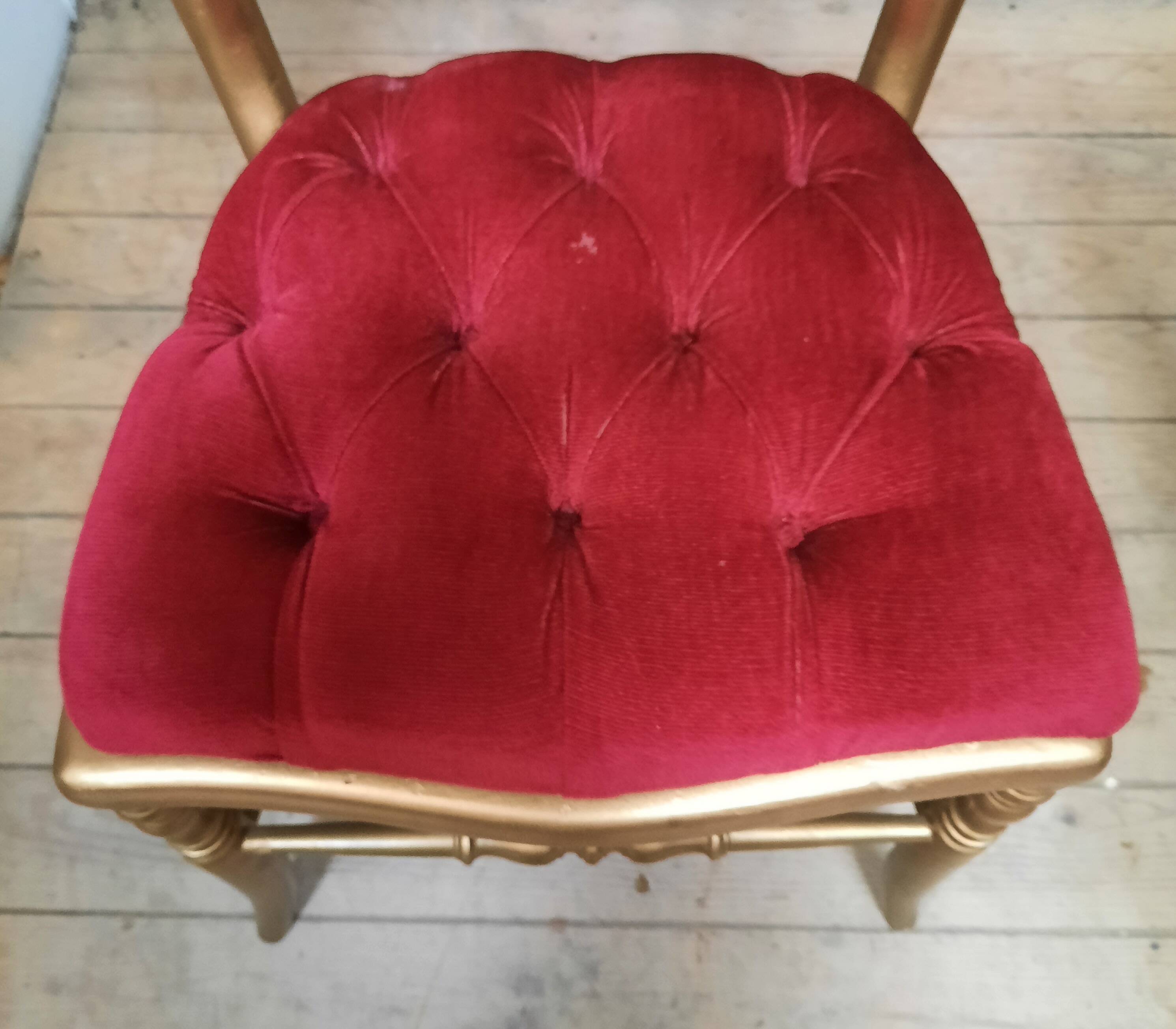 6 chaises de théâtre style Napoléon IIII