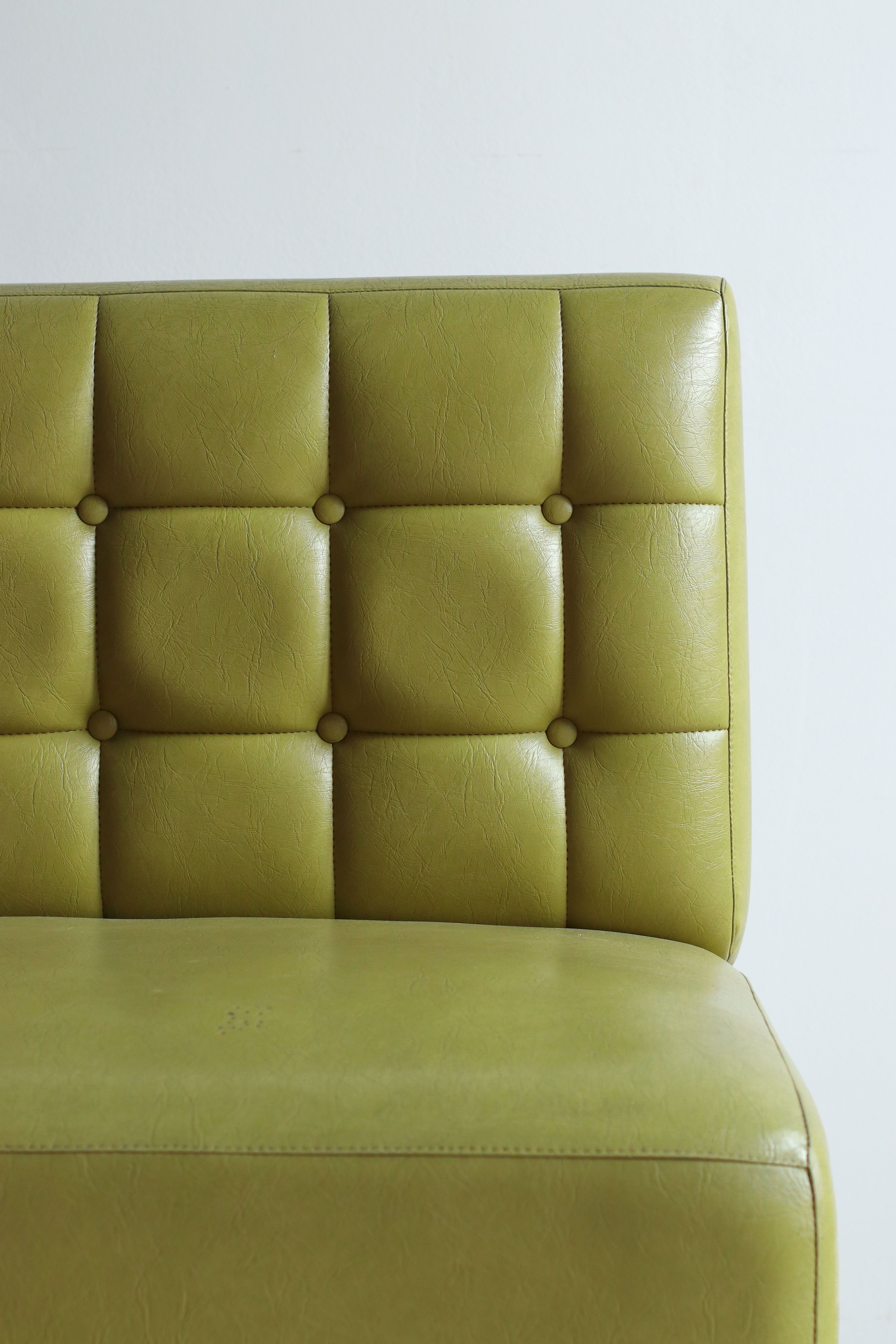Bench padded bistro in khaki green leatherette 50/60
