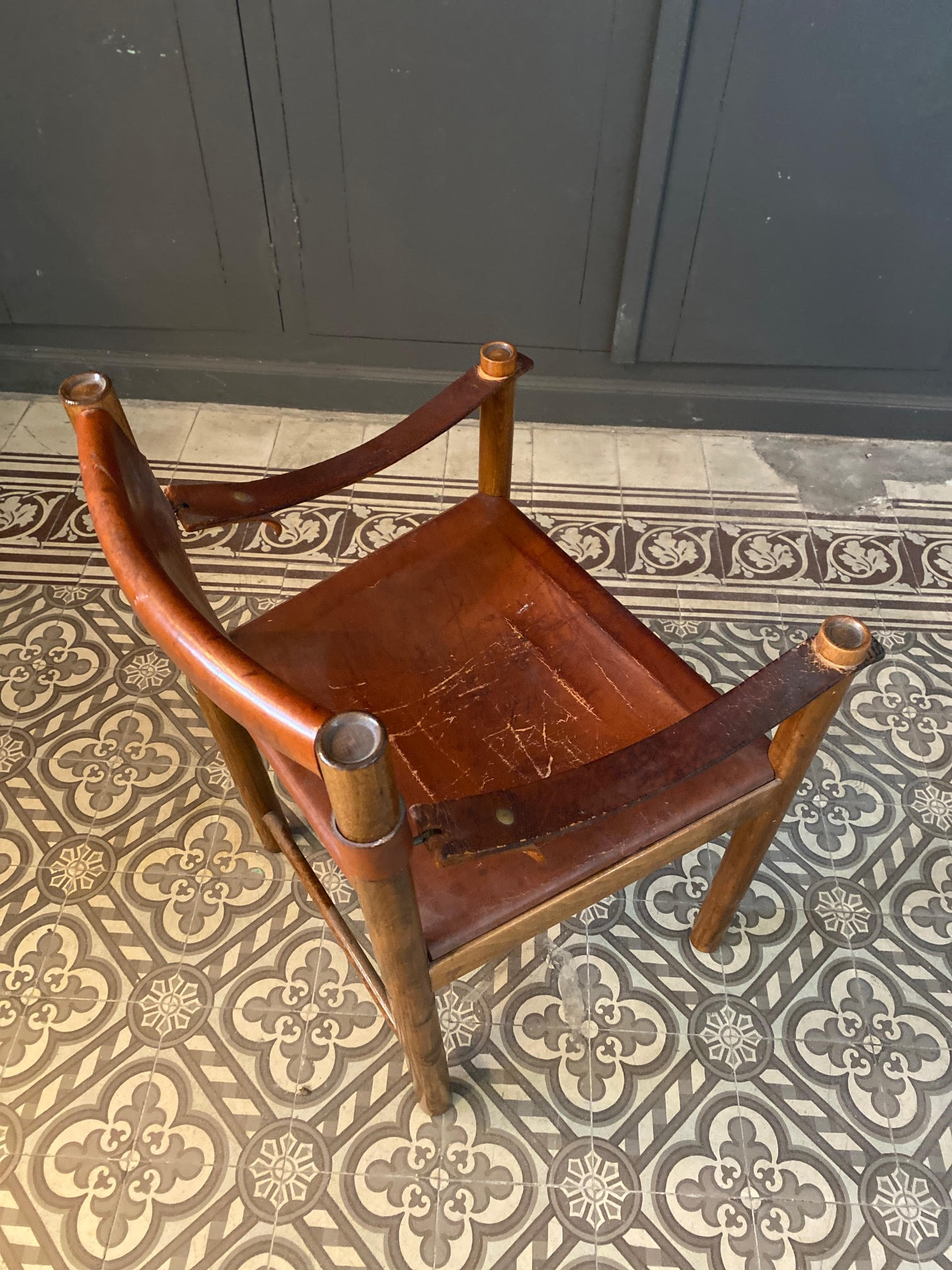 "Ibisco" armchair, wooden and leather Italy 1960