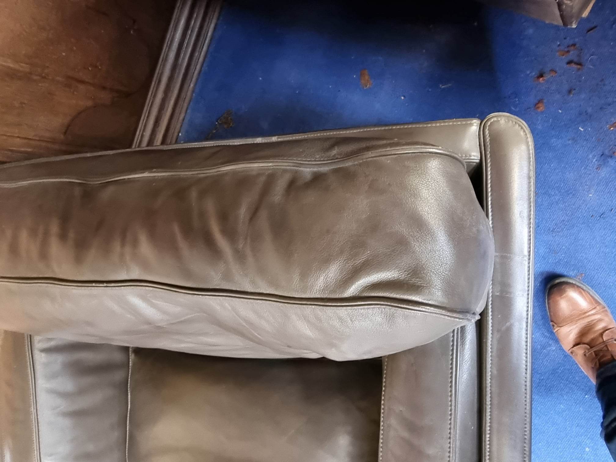 Fauteuil design en cuir