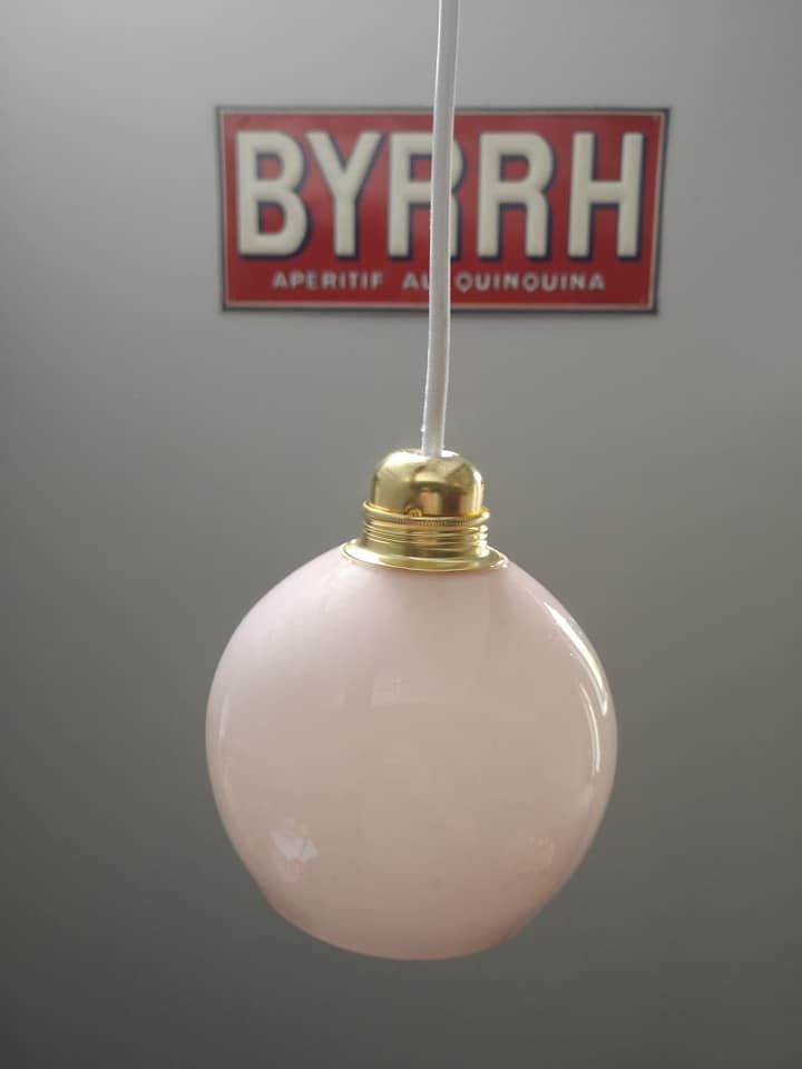 Suspension walker old opaline white globe spirit night light 1930 Art Deco TBE Ø 13 cm pink