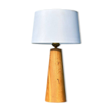 Elegant table lamp made of recycled solid wood for a warm and sustainable atmosphere "CÔNE"
