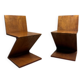 Pair of vintage Zig-Zag chairs – Gerrit Rietveld - mahogany veneer