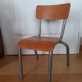 Chaise d'écolier