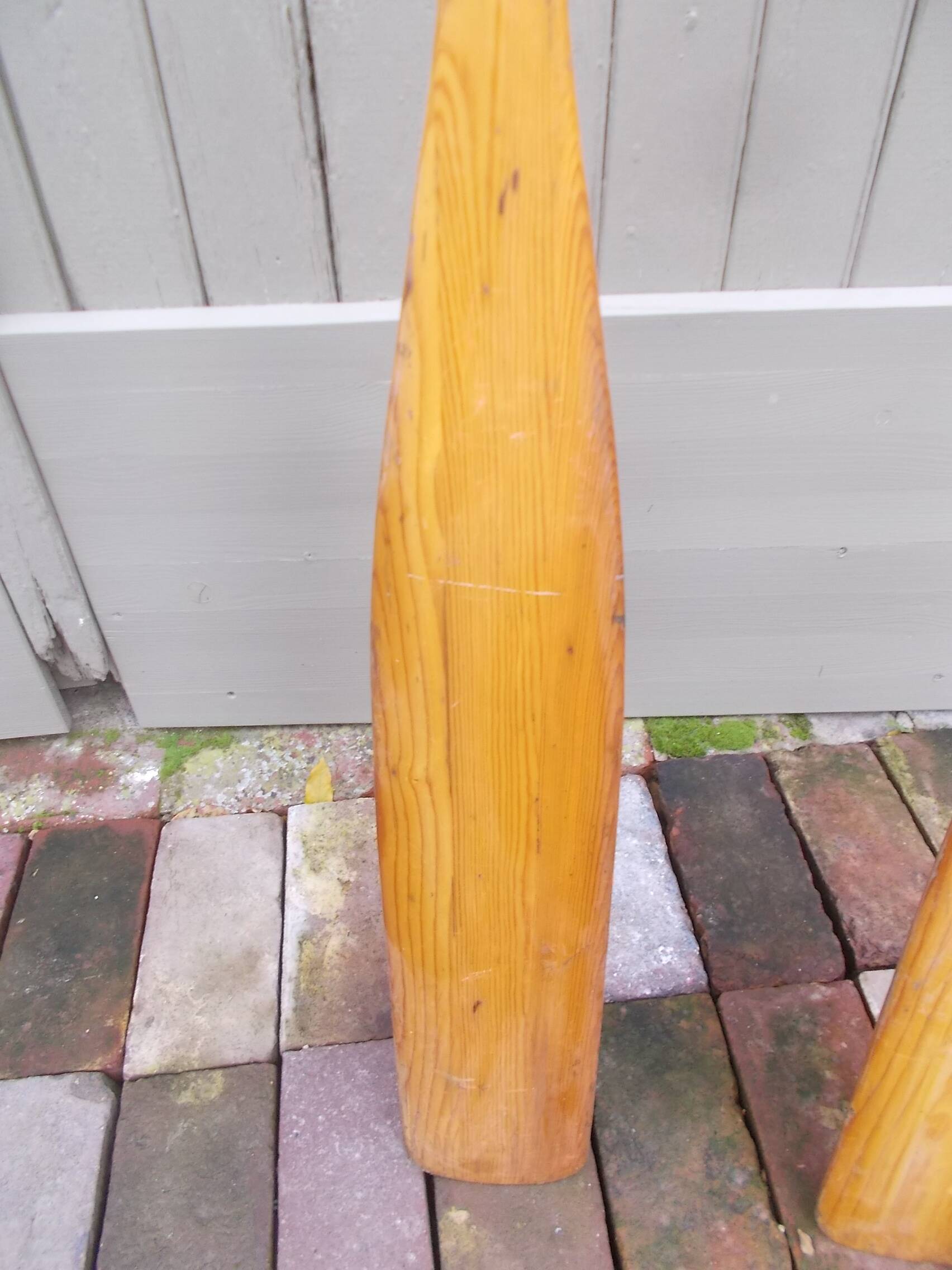 Pair of vintage oars