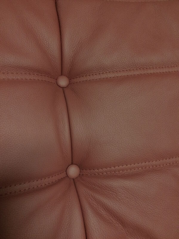 Ottoman Togo modèle dessiné par Michel Ducaroy 1973