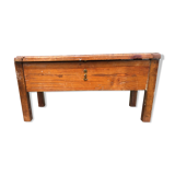Malle en bois sur pied vintage