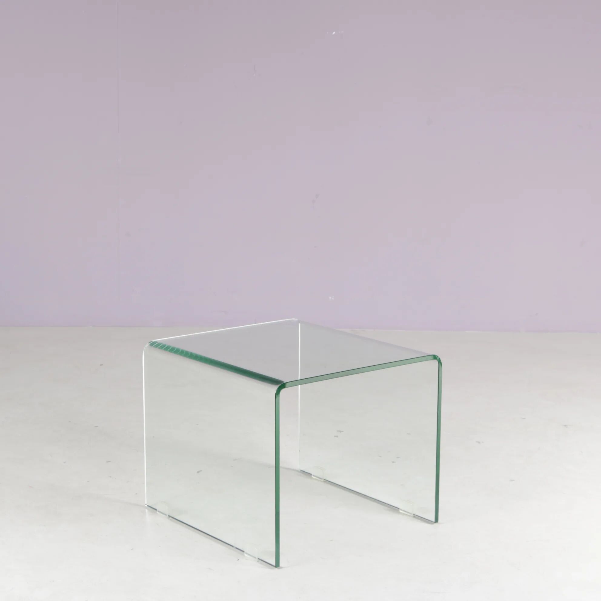 Table d'appoint en verre "Waterfall" des années 1980 par Fiam, Italie