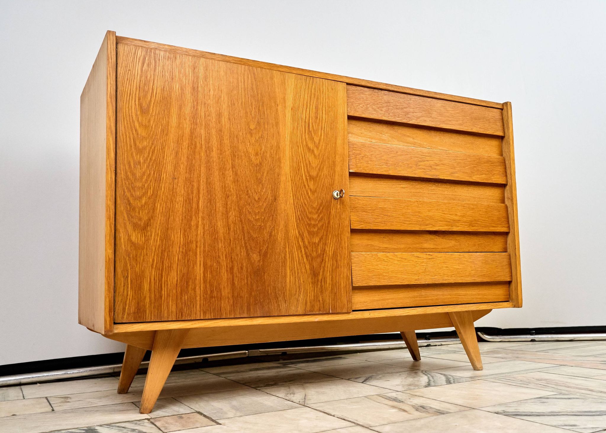 Vintage Sideboard U-458 by Jiří Jiroutek for Interiér Praha, 1960s