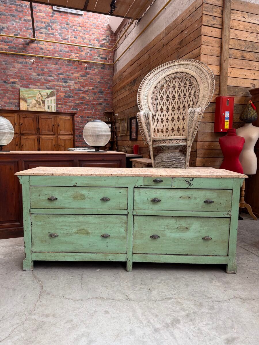 Old florist's counter
