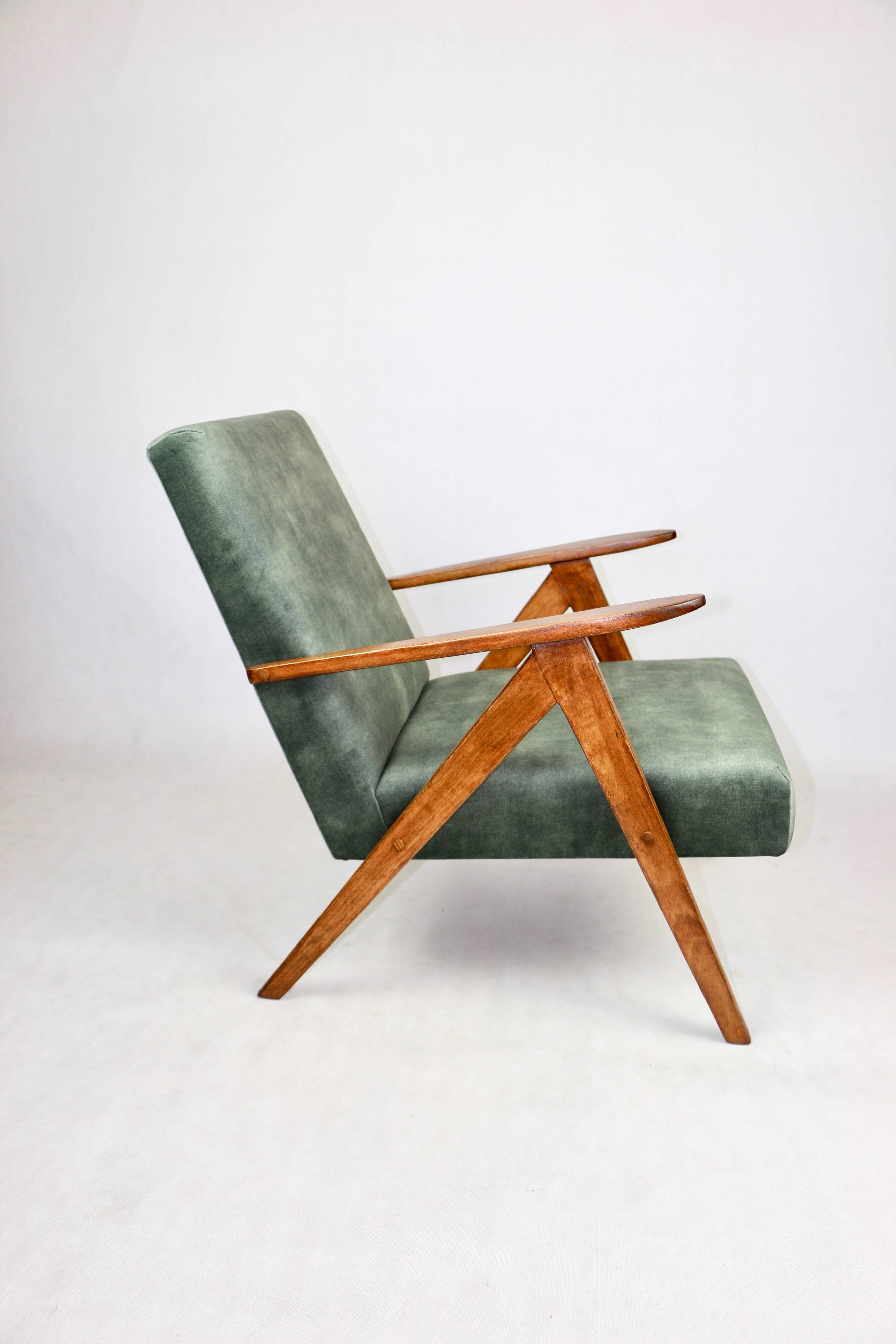 B-310 VAR green olive velvet armchair