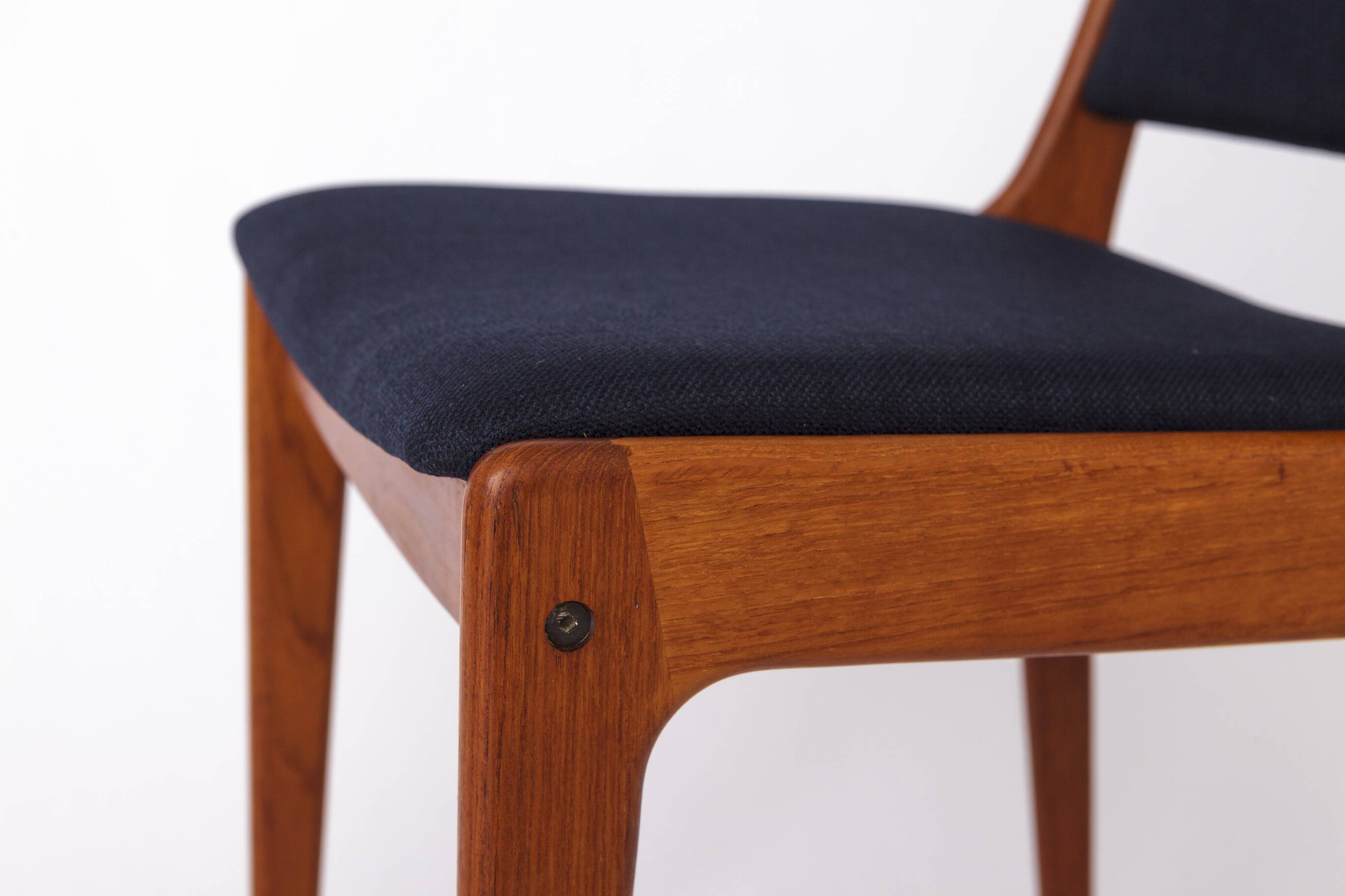 4 of 8 Johannes Andersen Dining Chairs | Danish Teak Mid-Century Design