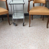 Chrome service and vintage mirror windows