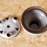 Pique flowers in glazed ceramic Jeanne and Norbert Pierlot