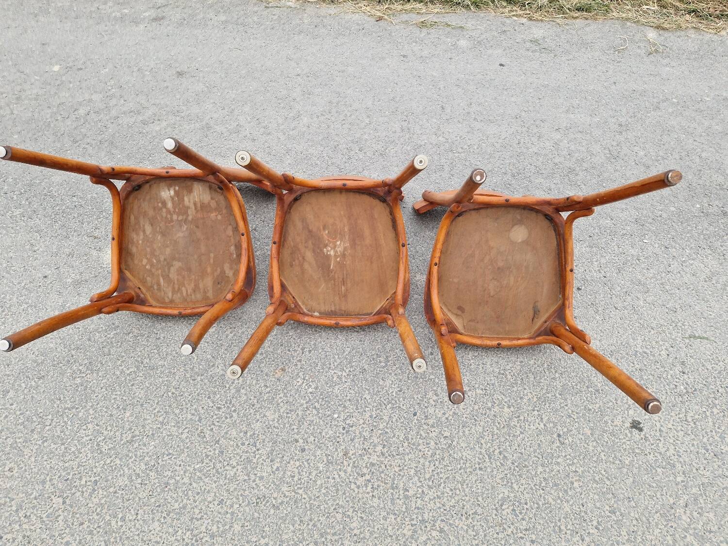 Set of 3 bistro chairs