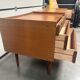 Bureau Scandinave midcentury à caisson et finition acajou