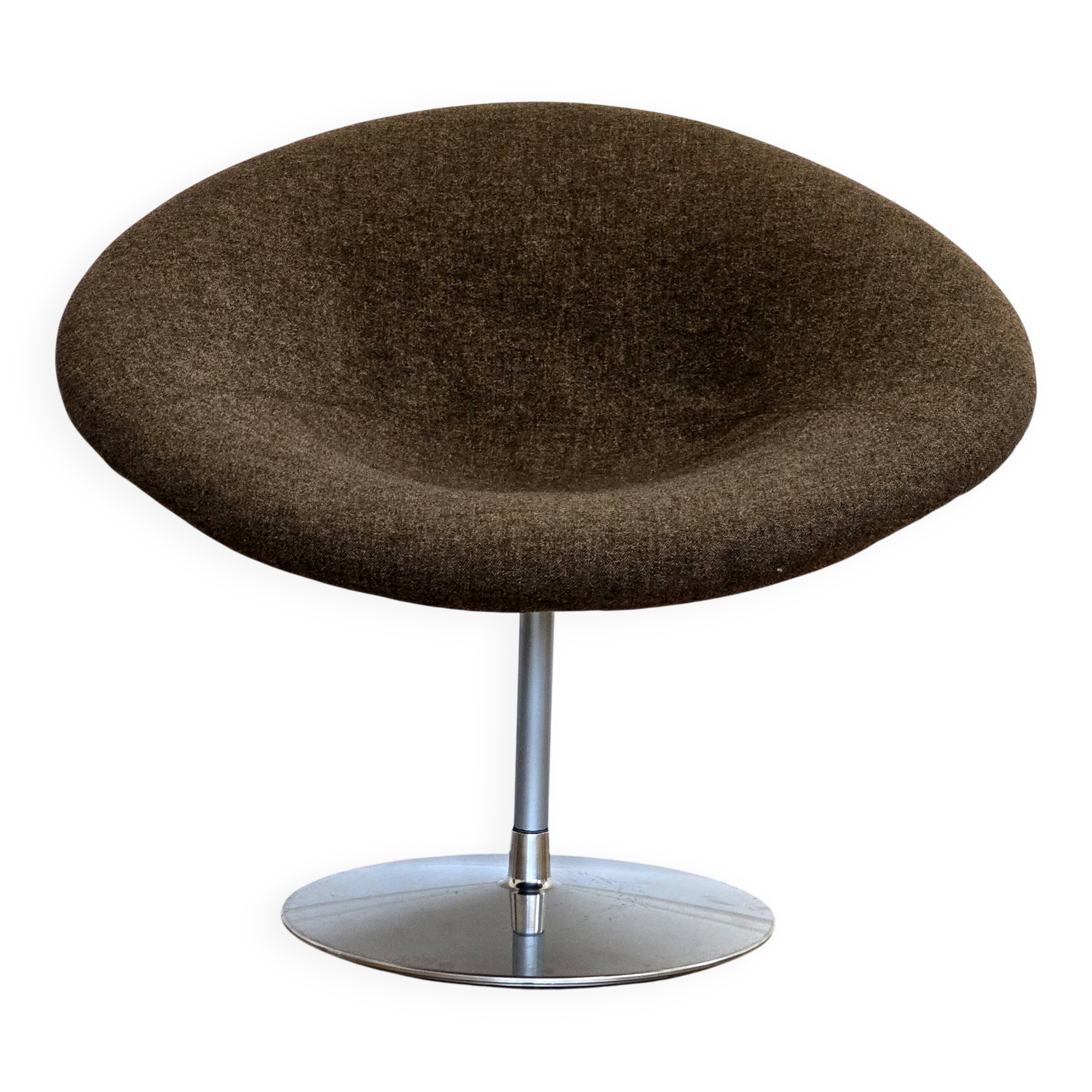 Petit globe de Pierre Paulin